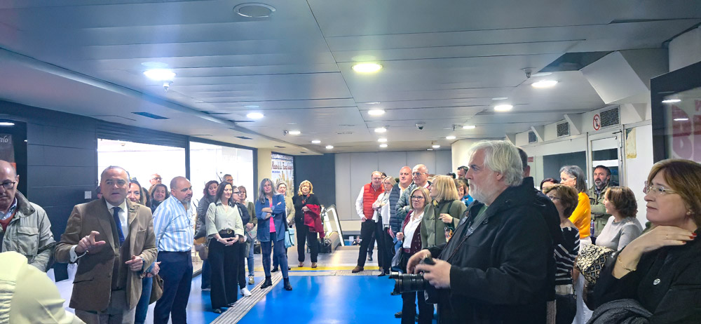 asistencia-inauguracion-empresas-estacion-autobuses-talavera