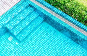 azulejo-o-gresite-para-piscina-revista-love-talavera