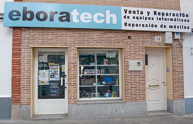 eboratech-comercios-revista-love-talavera-abril18