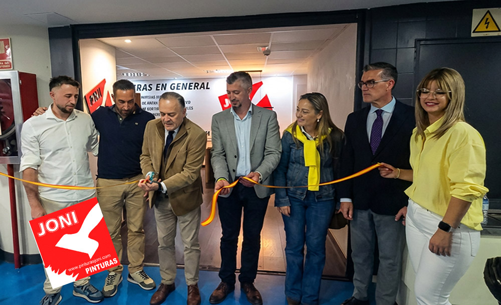 inauguracion-pinturas-joni-estacion-autobus-talavera