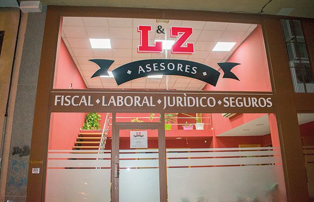 l-y-z-asesores-revista-love-talavera