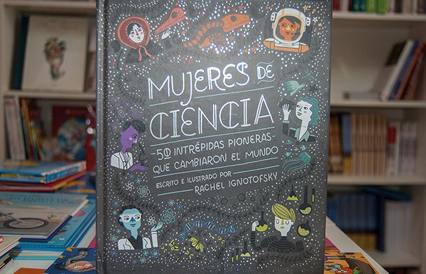 libreria-alba-comercios-revista-love-talavera-abril18