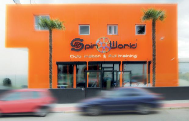 marzo-2017-revista-online-love-talavera-de-la-reina-comercios-spinworld