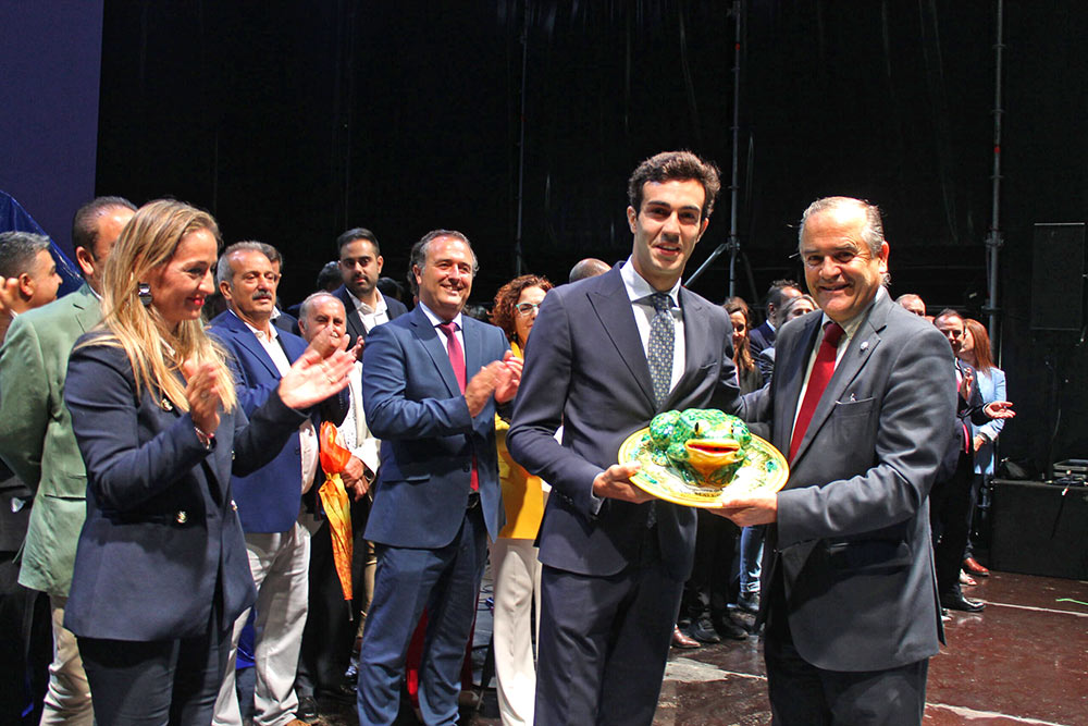 regalo-a-tomas-rufo-ferias-san-mateo-2024