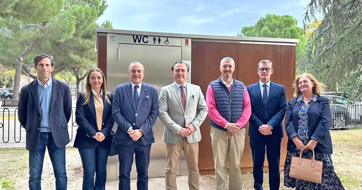 talavera estrena 5 aseos autolimpiables