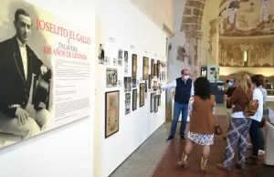 un-millar-de-personas-visitan-la-exposicion-joselito-y-el-gallo-revista-love-talavera